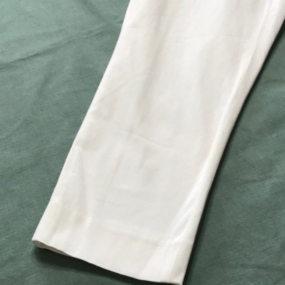 Chaps~~White Cropped 🌺🌺 - Picture 2 of 8